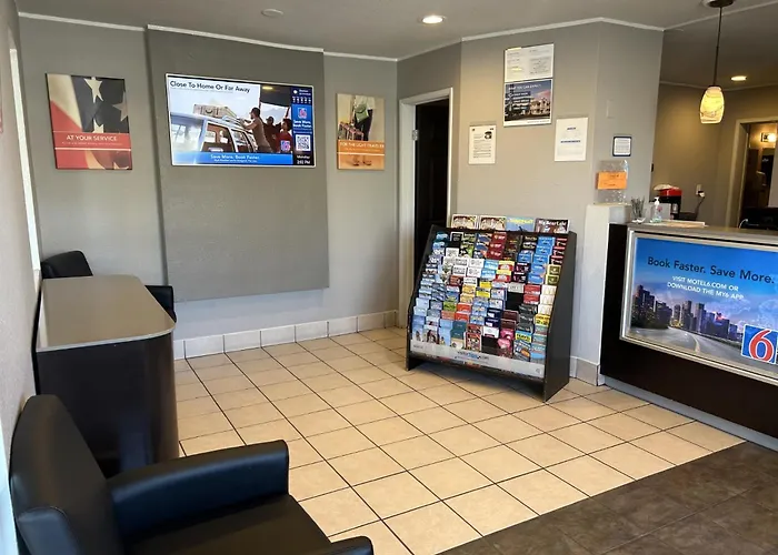 Motel 6-Stanton, CA