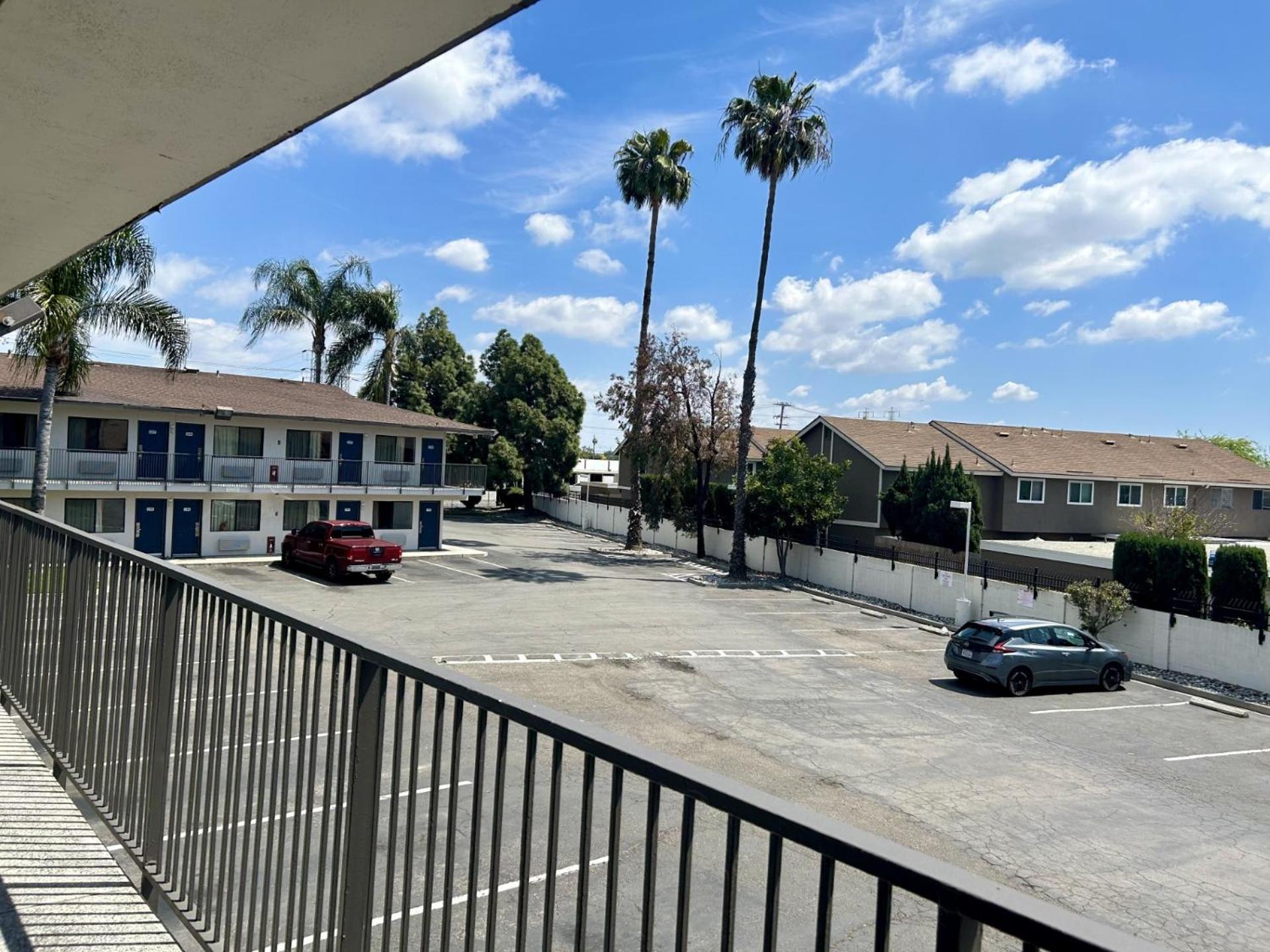 6-stanton, Ca Hotel 2*