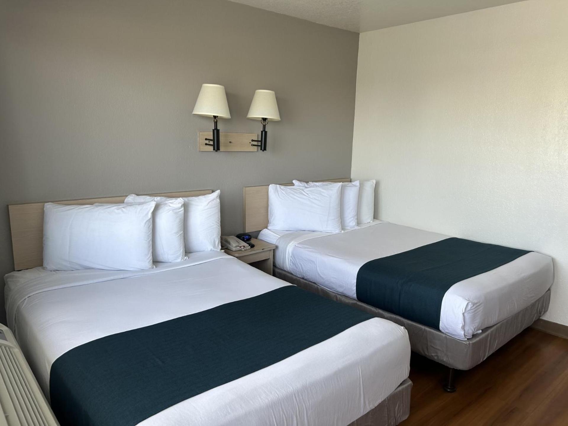 6-stanton, Ca Hotel 3*