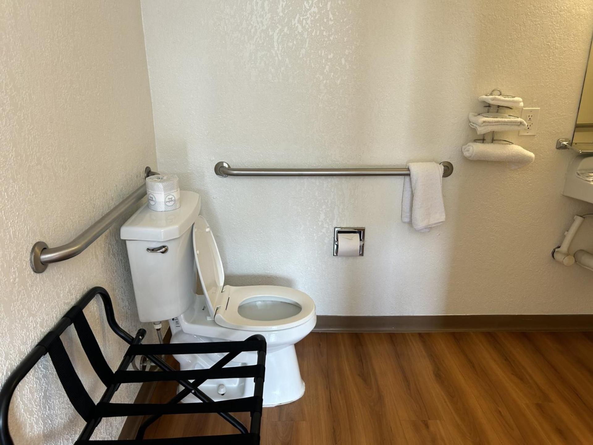 Hotel 6-stanton, Ca 3*