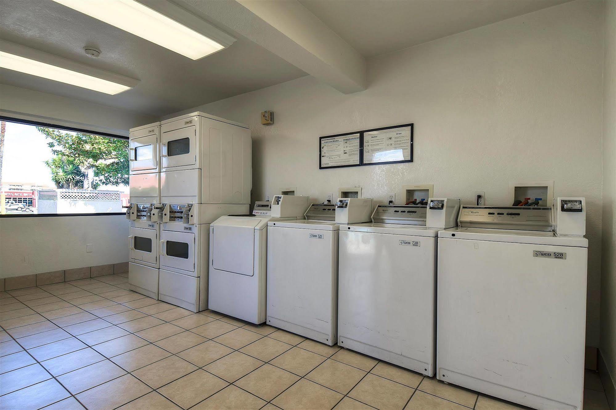6-stanton, Ca Hotel 2*