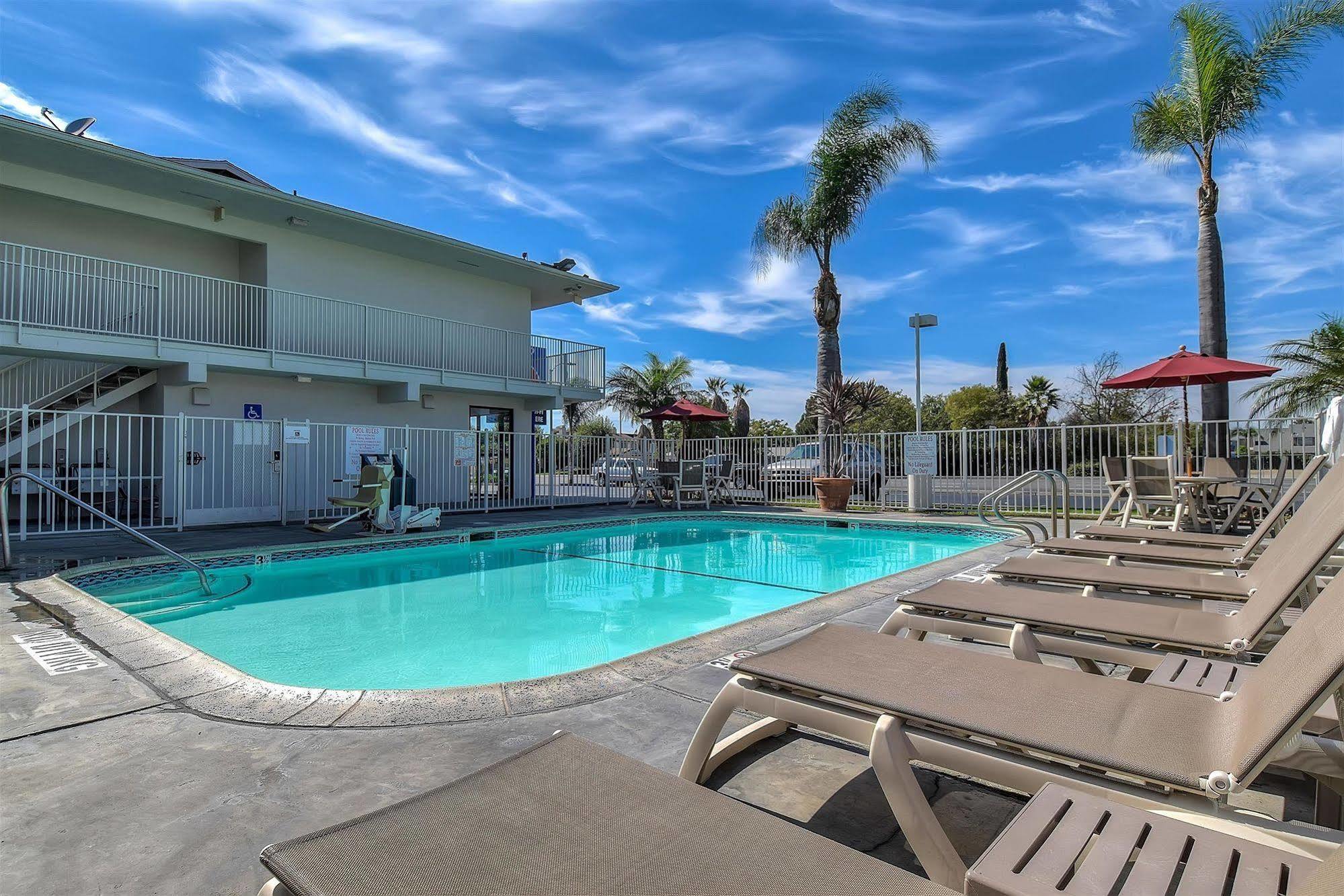 6-stanton, Ca 2*